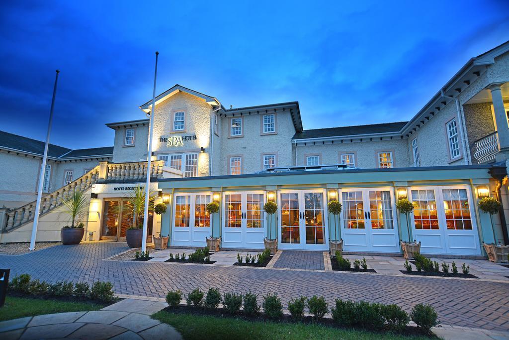 Spa Hotel At Ribby Hall Village 리아그린 외부 사진