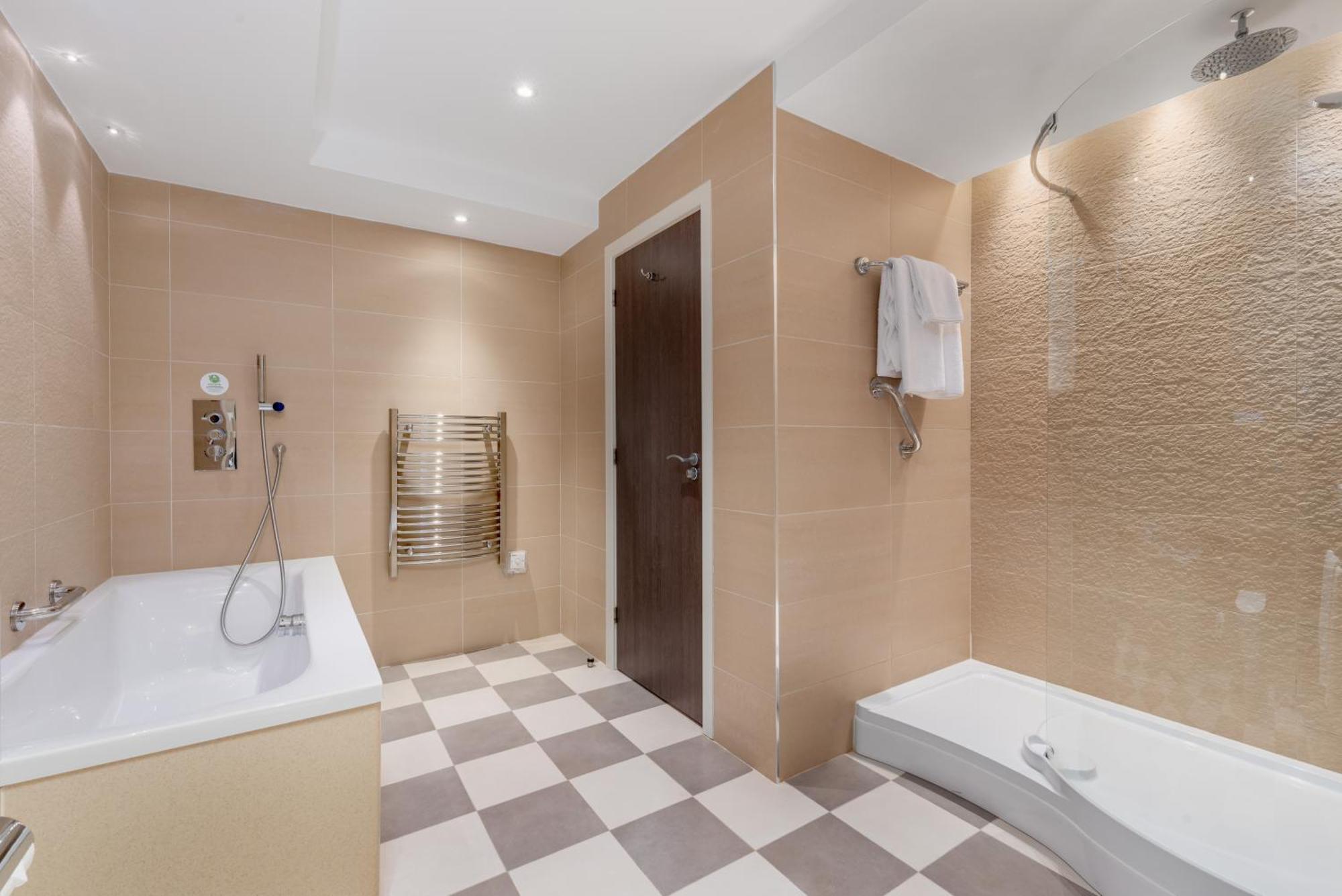 Spa Hotel At Ribby Hall Village 리아그린 외부 사진